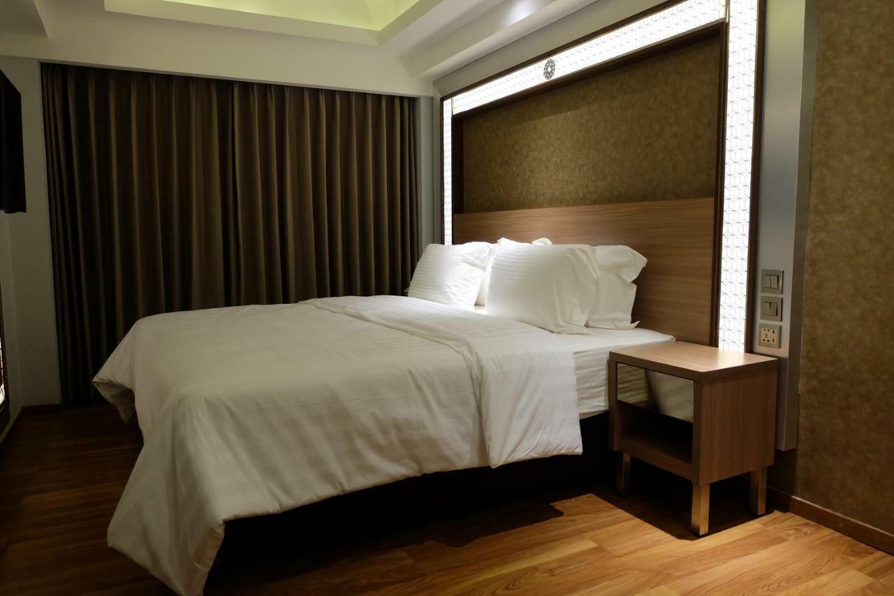 Wirton Seminyak Hotel Denpasar  Ngoại thất bức ảnh